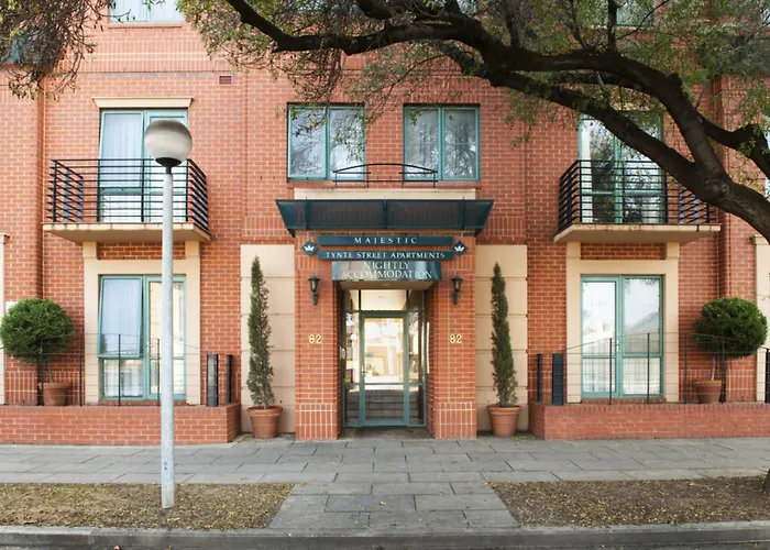 Majestic Tynte Street Apartments